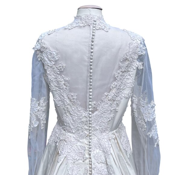 Vtg 70's Victorian Prarie Ivory Custom Bridal Dress Gown Train + Juliet Cap Veil - Picture 8 of 16